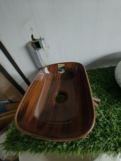 జోయో సెరా జోయో సెరా దీర్ఘచతురస్రాకార డిజైనర్ సిరామిక్ వాష్ బేసిన్ / (అంగుళాలు 18x13x5) / కలర్ మల్టీ/గ్లోసీ ఫినిష్/కౌంటర్‌టాప్/టేబుల్‌టాప్ సిరామిక్ బాత్రూమ్ సింక్/ యొక్క చిత్రం