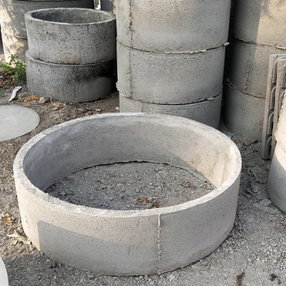 సిమెంట్ రింగులు (2.5 అడుగులు) యొక్క చిత్రం