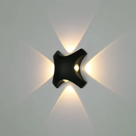 Nura 4W ఫోర్ వే LED అవుట్‌డోర్ వాల్ లైట్ యొక్క చిత్రం