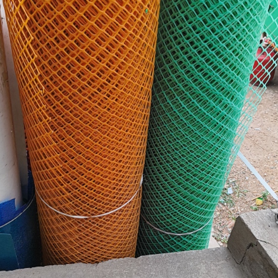 PVC ఫెన్సింగ్ నెట్/మెష్ (చదరపు అడుగుకు) యొక్క చిత్రం