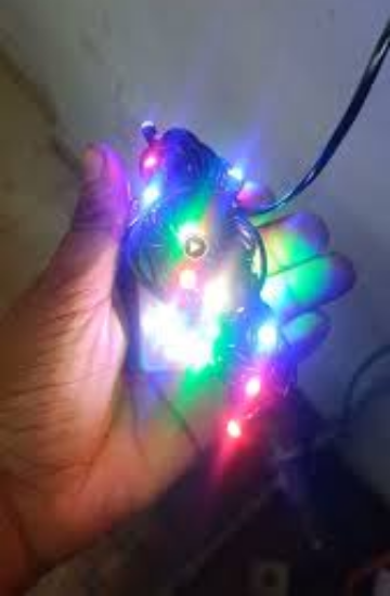 24 ఎనర్జీ మల్టీ-కలర్ ఫెస్టివల్ LED స్ట్రింగ్ లైట్లు – ఇల్లు, ఆఫీసు, దీపావళి, క్రిస్మస్, వివాహం మరియు అవుట్‌డోర్ పార్టీ అలంకరణ కోసం ఎరుపు, ఆకుపచ్చ, నీలం, పసుపు రంగులతో కూడిన అల్ట్రా బ్రైట్ డెకరేటివ్ లైట్లు – మన్నికైన రాగి తీగ డిజైన్ యొక్క చిత్రం